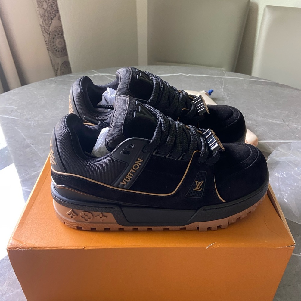 Louis Vuitton Maxi Trainer Black Brown Suede - Picture 5 of 8